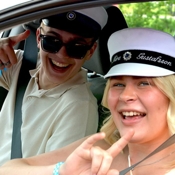 Tv&aring; studenter